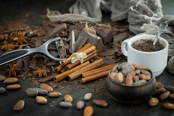<b>Base Notes:</b> Oud, Musk, Amber, Sandalwood