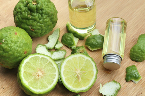 <b>Top Notes:</b> Bergamot, Black Pepper, Lavender